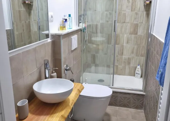 Anciua - Parking Free