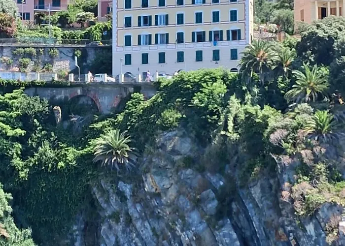 Anciua - Parking Free Apartmán Camogli